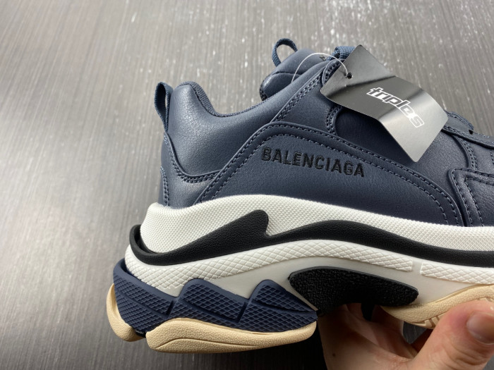 Ba*len*cia*ga triple s sneaker 8000049