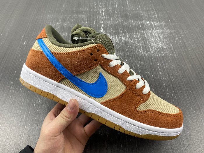 nike sb dunk low corduroy dusty peach bq6817-201