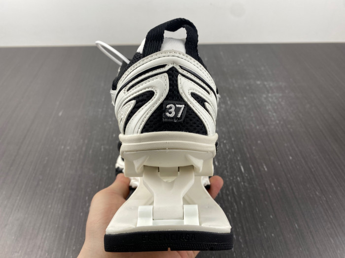 Ba*len*cia*ga x-pander 8000053