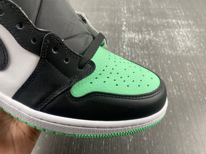air jordan 1 high og “green glow” dz5485-130