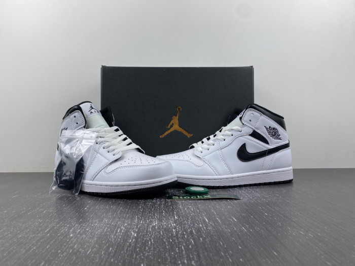 air jordan 1 mid “white/black” dq8426-132