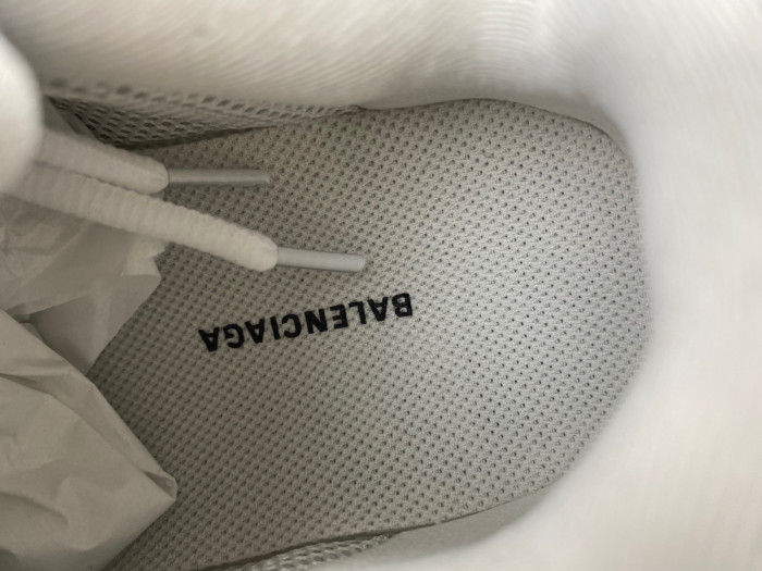 Ba*len*cia*ga track 8000063