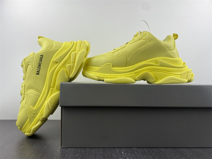 Ba*len*cia*ga triple s sneaker 8000013