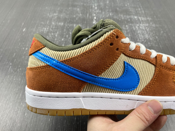 nike sb dunk low corduroy dusty peach bq6817-201