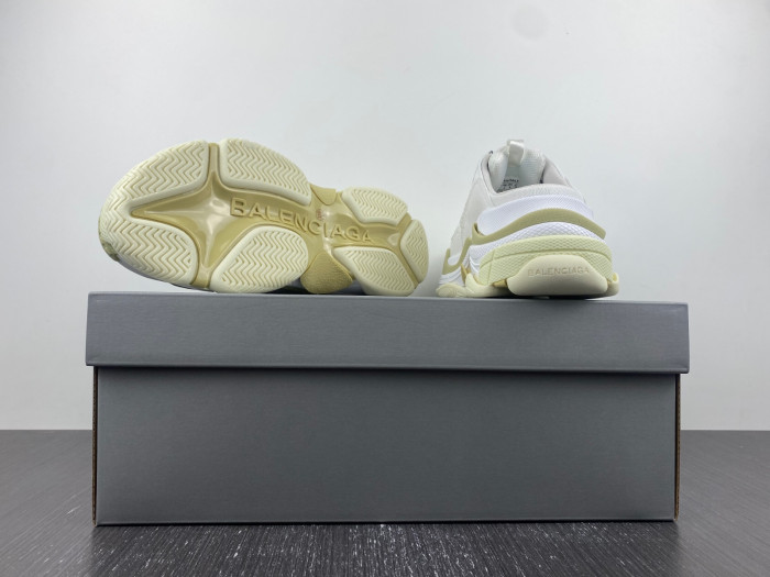 Ba*len*cia*ga triple s sneaker 80000101