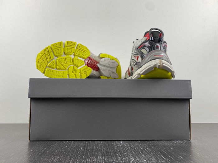 Ba*len*cia*ga runner sneaker