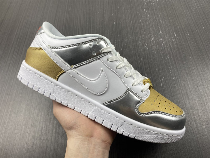 nike dunk low wmns “metallic” dh4403-700