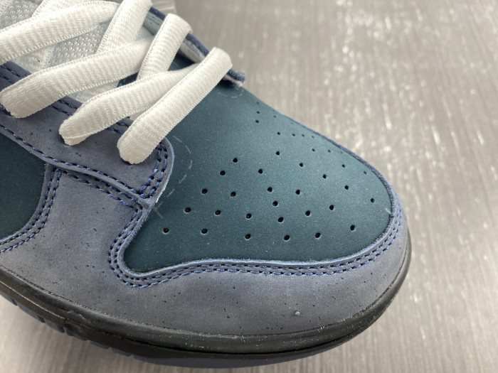 nike sb dunk low “blue lobster” 313170-342