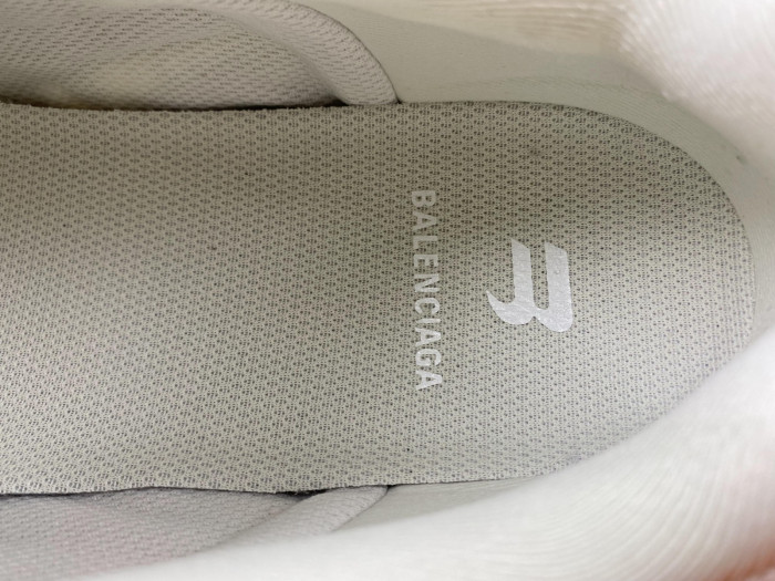 Ba*len*cia*ga defender 8000023