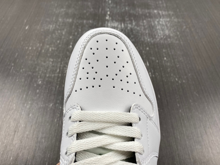 air jordan 1 mid “white/black” dq8426-132