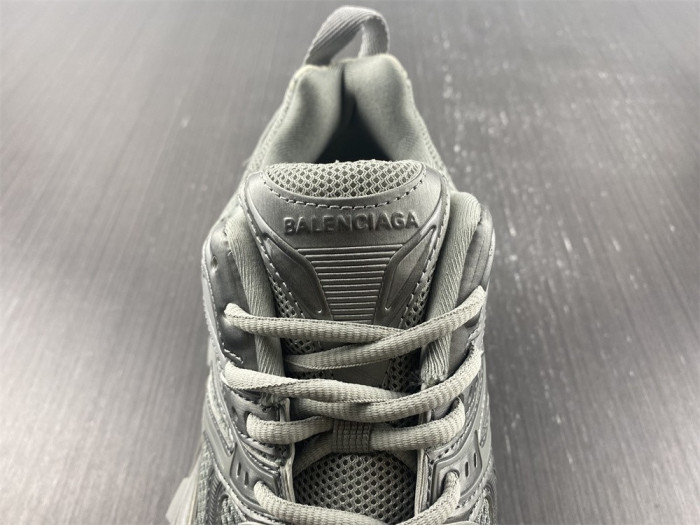 Ba*len*cia*ga defender 8000021