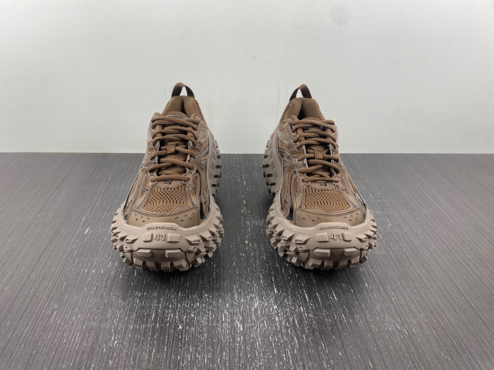 Ba*len*cia*ga defender sneaker