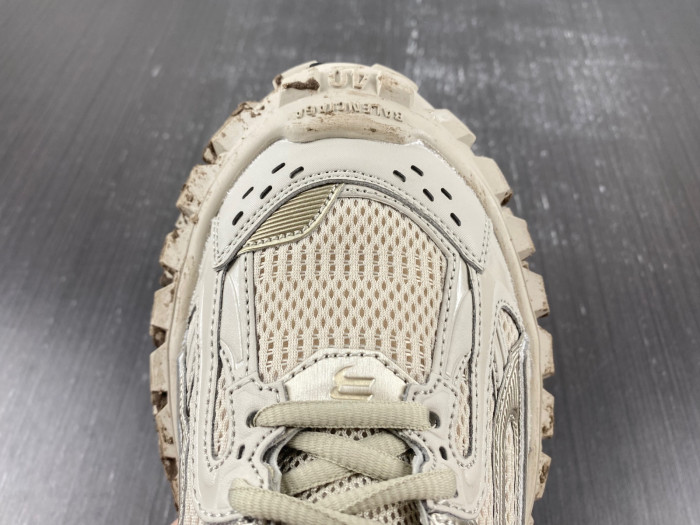 Ba*len*cia*ga defender sneaker