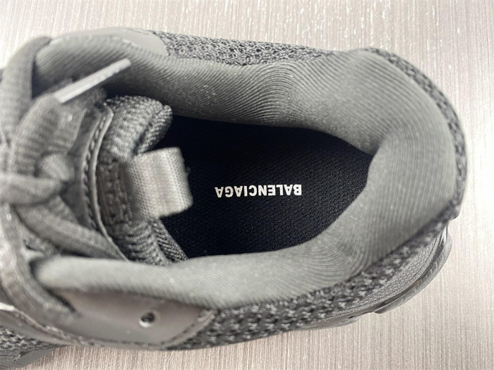 Ba*len*cia*ga track 8000032