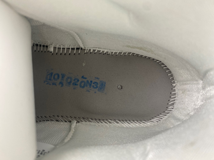 air jordan 11 wmns “neapolitan” ar0715-101