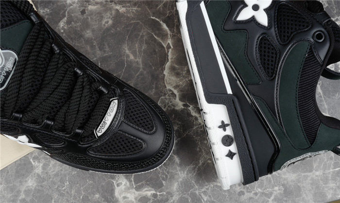 lv skate snekaers l0000304