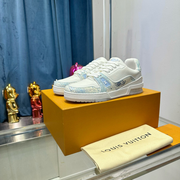 lv snekaers l0000140