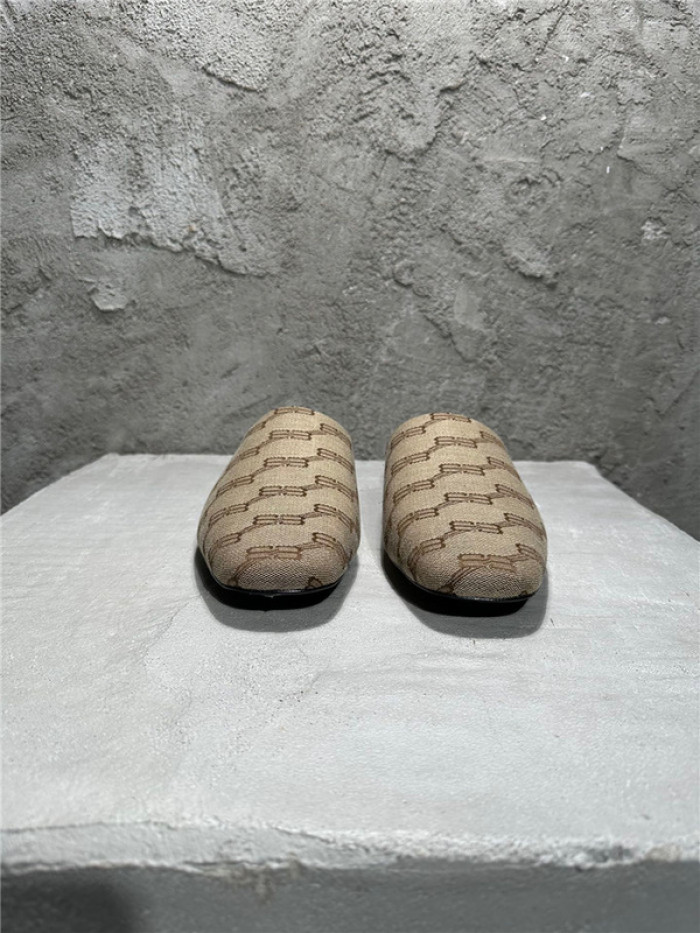 balenciag* sandal bs66