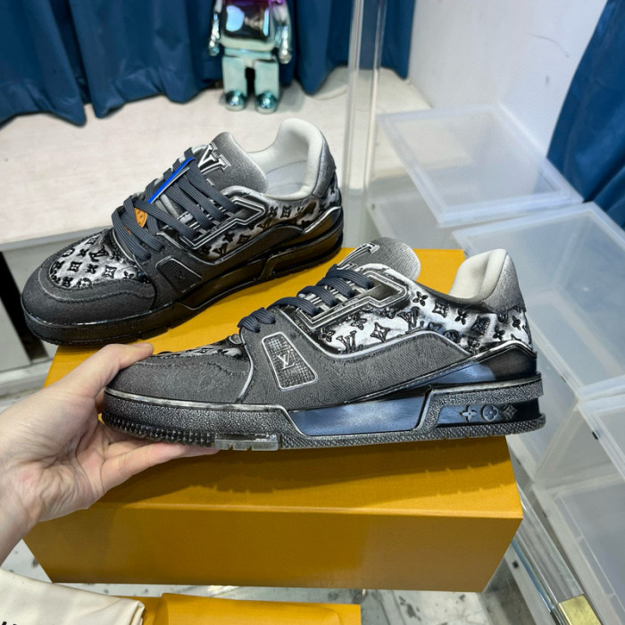 lv snekaers l0000241