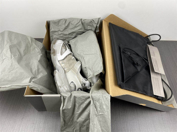 Ba*len*cia*ga track w3bm4 1200