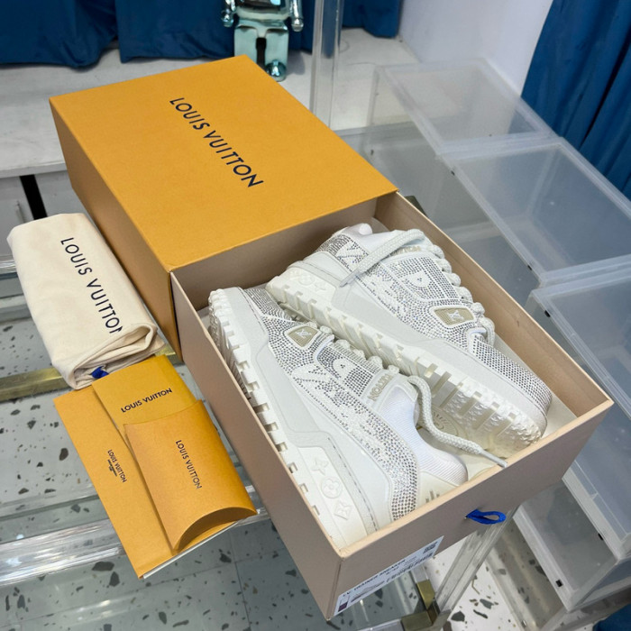 lv snekaers l0000230