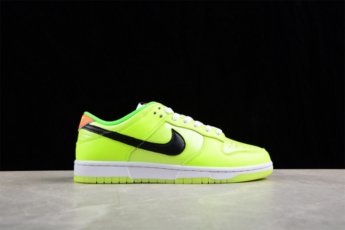nike dunk low “glow in the dark” fj4610-702