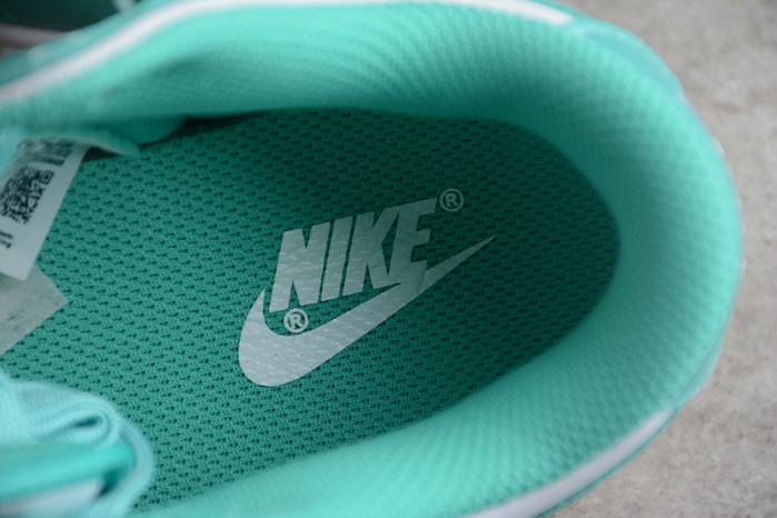 nike dunk low turquoise green orange dv2190-100