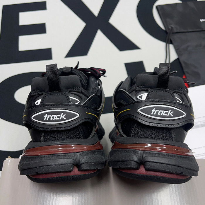 Ba*len*cia*ga track sneaker