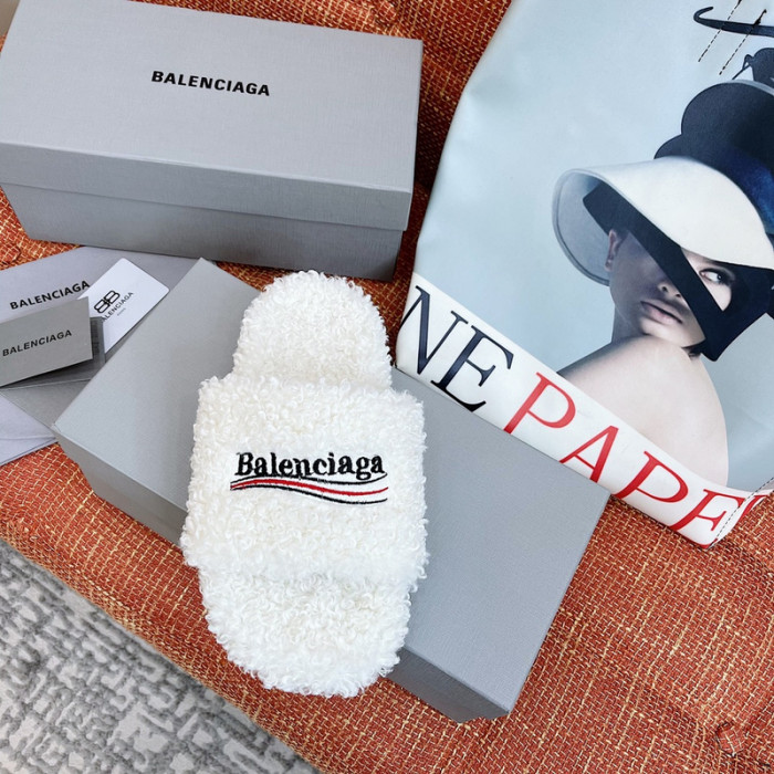 balenciag* sandal bs23