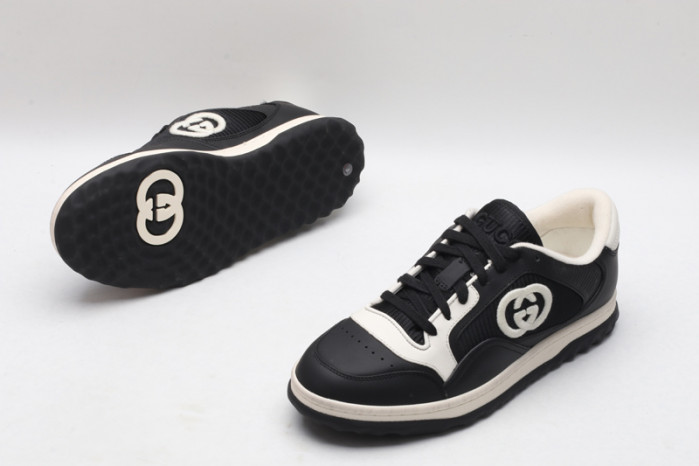 G*u*i* trainer sneaker96