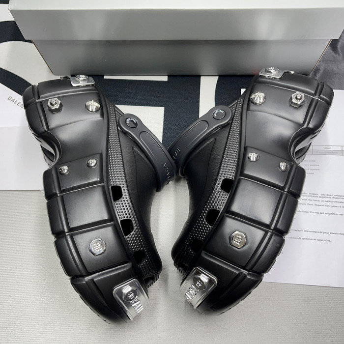 balenciag* sandal bs19