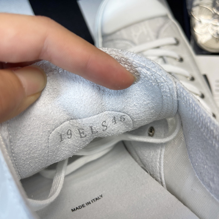 b23 oblique high top sneakers t00480h097