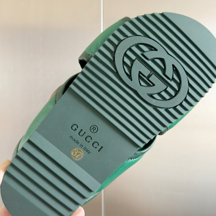 G*u*i* sandal131