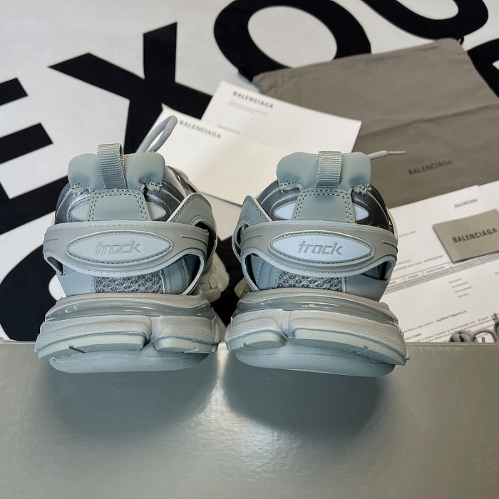 Ba*len*cia*ga track sneaker