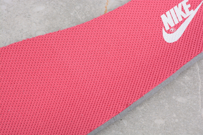 nike sb dunk low “raspberry red” dd1503-111