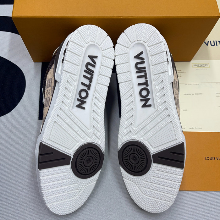 lv snekaers l0000105