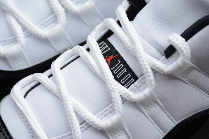 air jordan 11 low white bred av2187-160