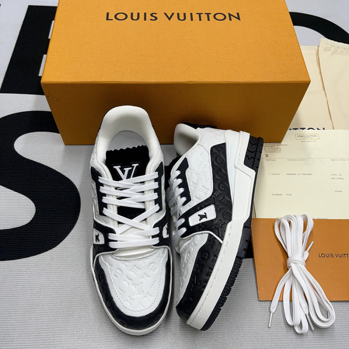 lv snekaers l000084