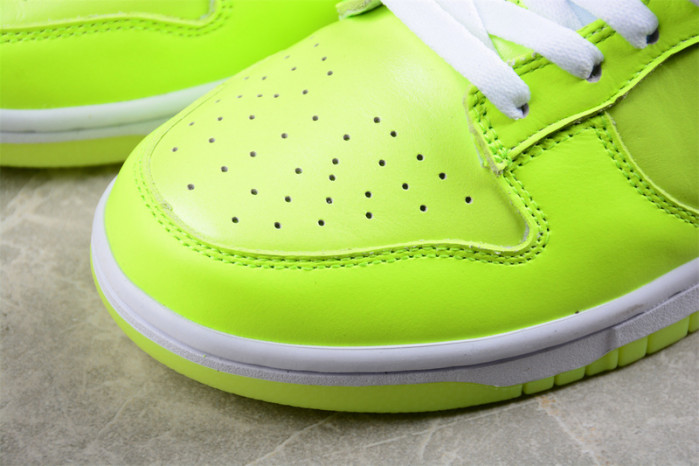 nike dunk low “glow in the dark” fj4610-702