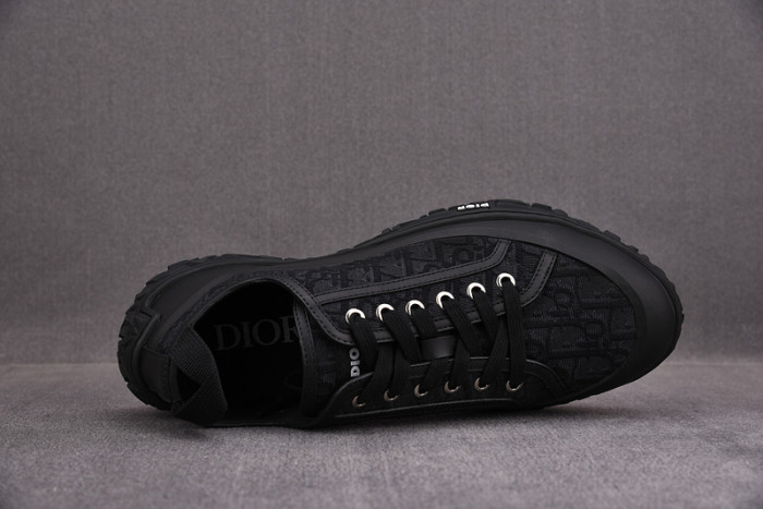 dio* sneakers t0000-032