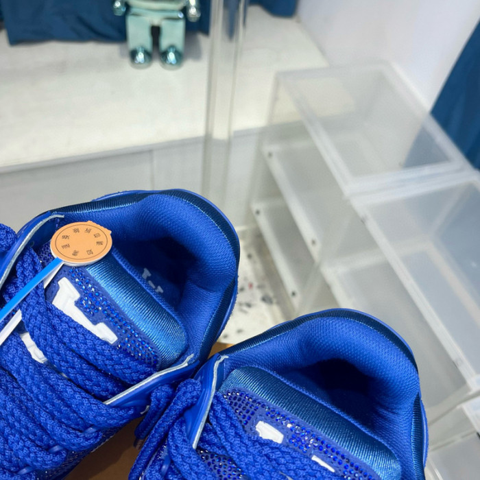 lv snekaers l0000229