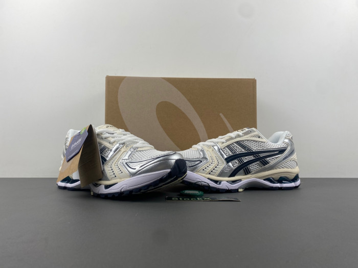 As*ic*s sneakers 1203a019