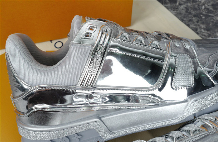 lv snekaers l0000333