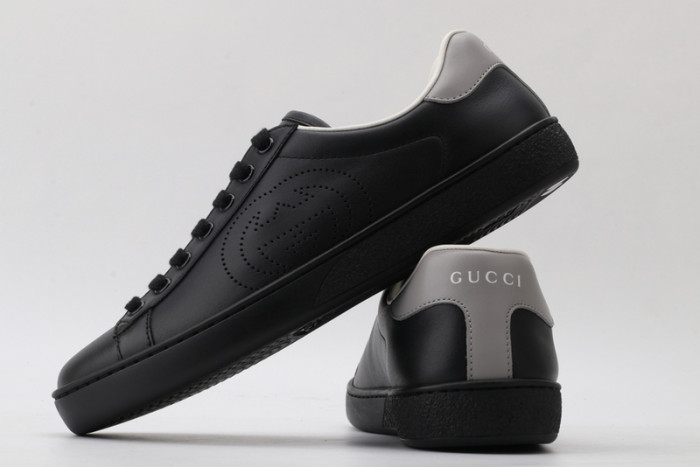 G*u*i* ace sneaker