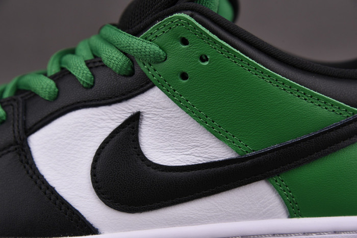 nike sb dunk low “classic green” bq6817-302