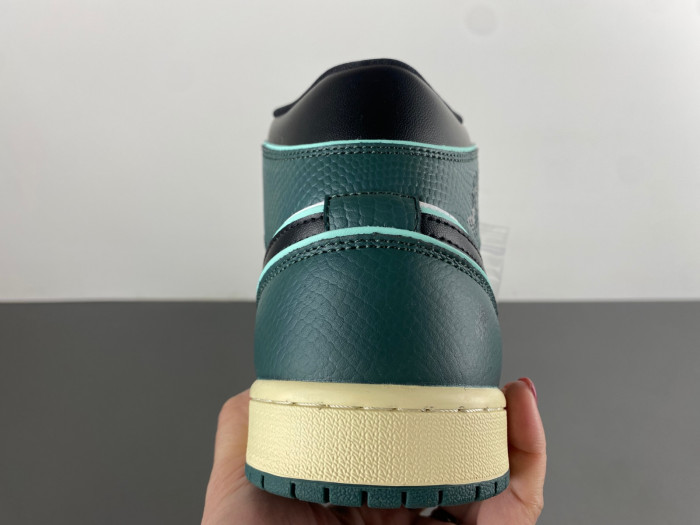 air jordan 1 mid se oxidized green fq7818-100