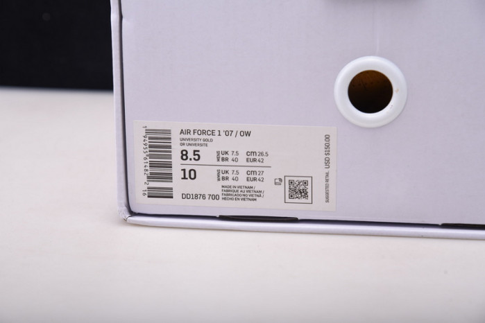 nike air force 1 low university gold metallic silver dd1876-700