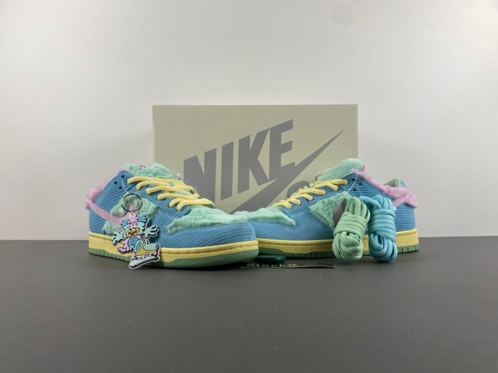 verdy x nike sb dunk low “visty” fn6040-400