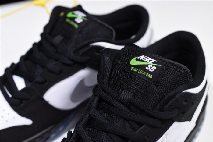 nike sb dunk low panda pigeon bv1310-013