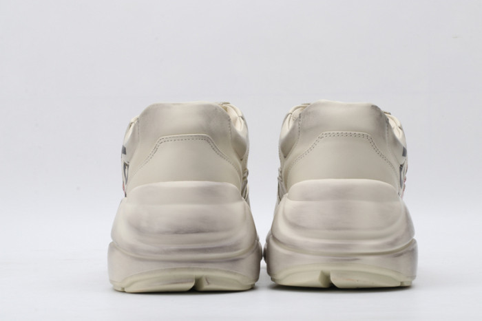 G*u*i* rhyton sneaker